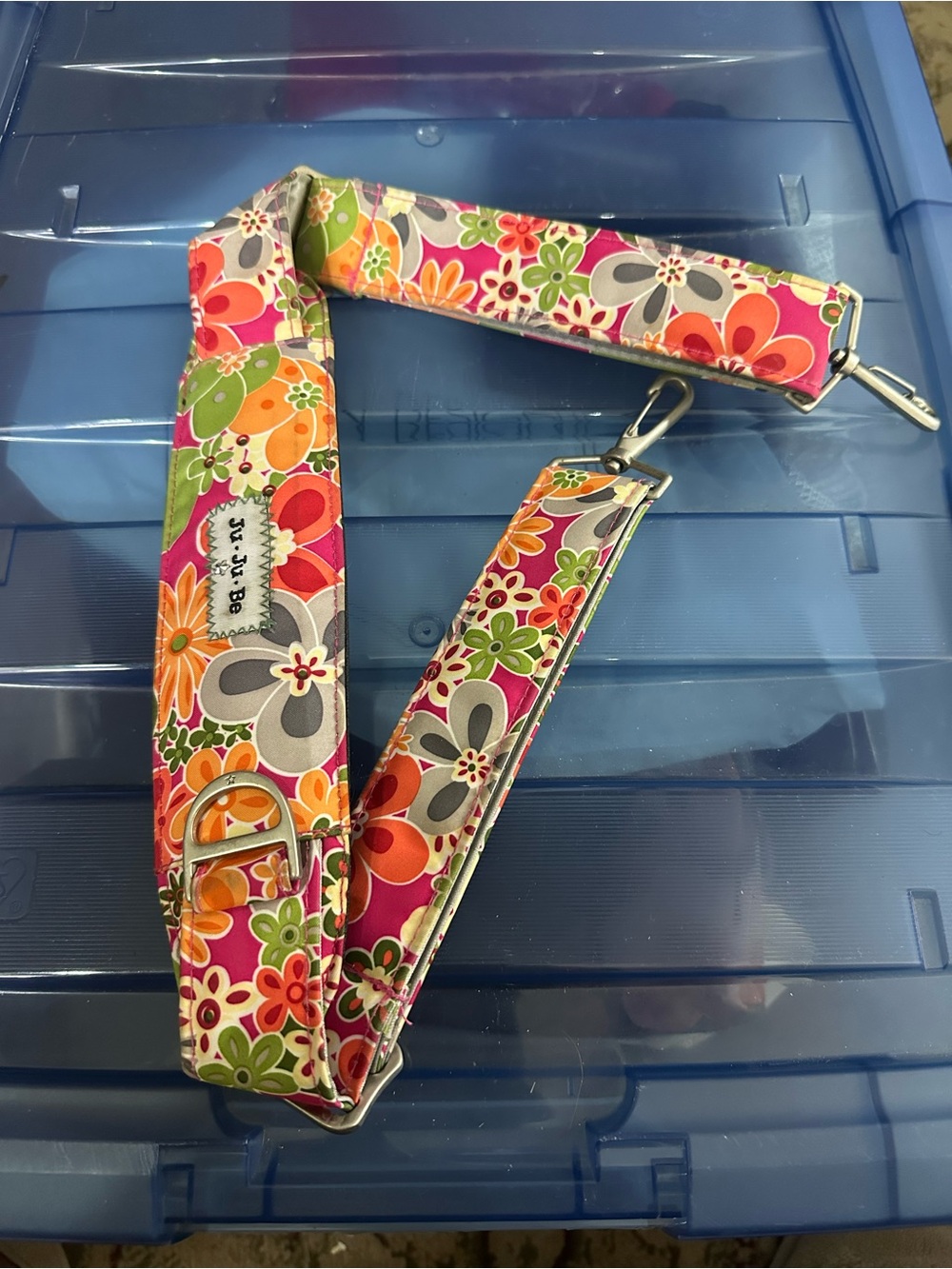 Jujube Adjustable strap